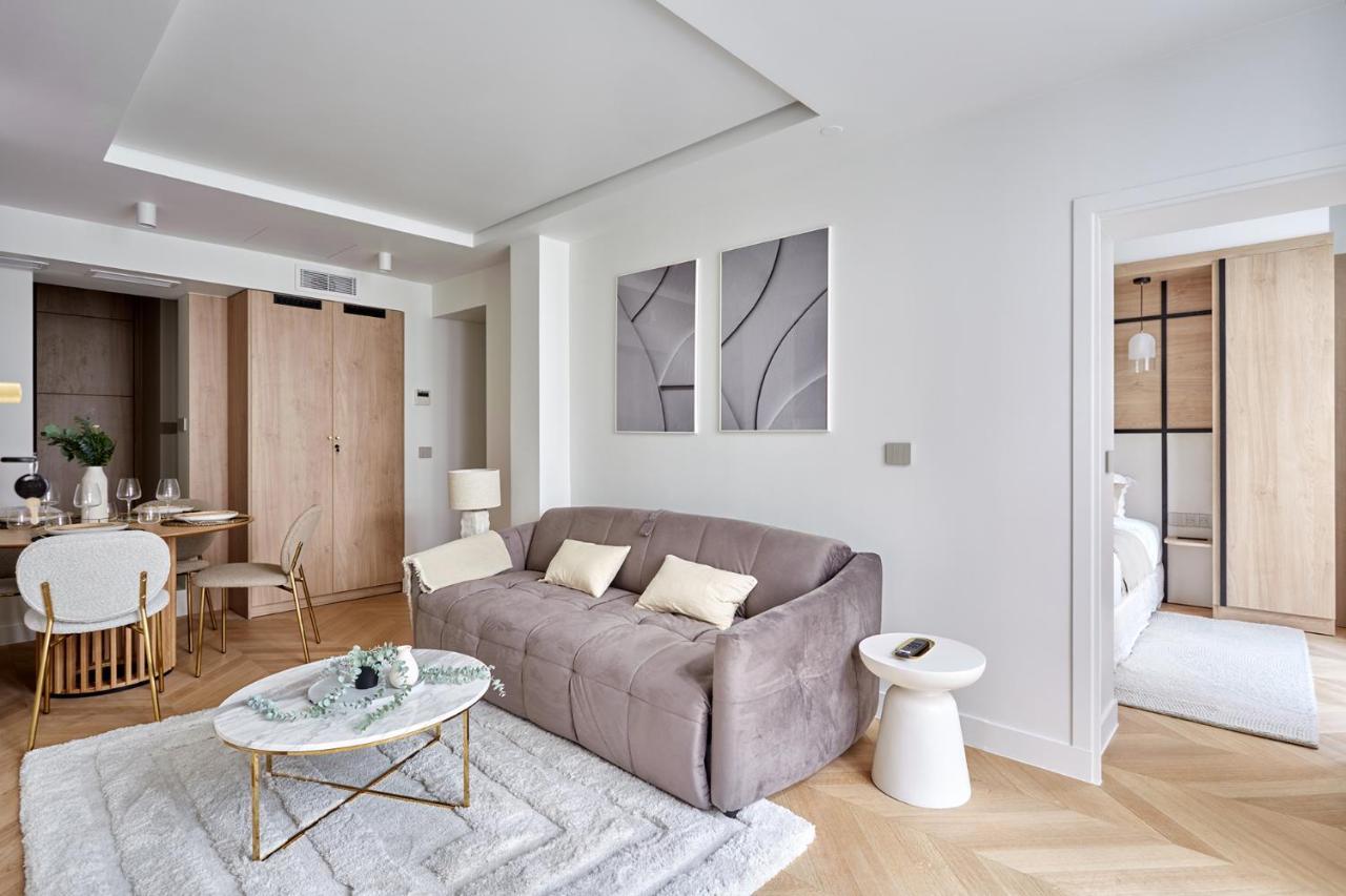 Apartment Centre De Paris By Studio Prestige Екстериор снимка